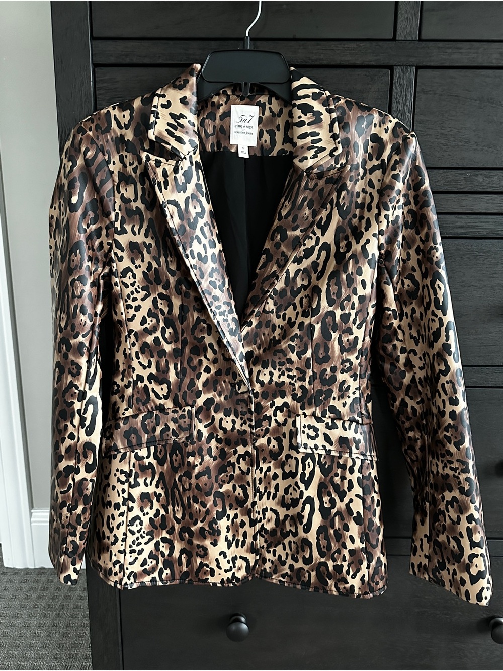 Cinq à Sept Cheyenne Leopard Faux Leather Blazer Black Sahara Size 6 NWOT